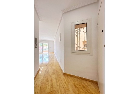 Herverkoop - Appartement / Flat -
Orihuela Costa - Agua Marina