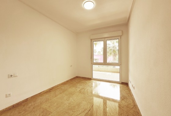 Herverkoop - Appartement / Flat -
Orihuela Costa - Agua Marina