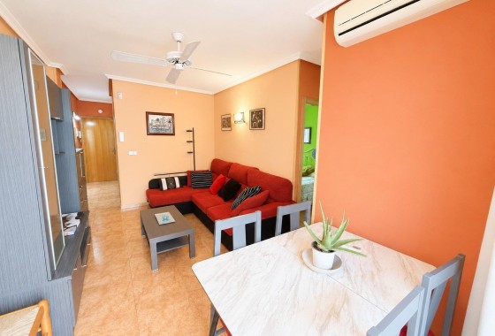 Sprzedaż - Apartament / Mieszkanie -
Torrevieja