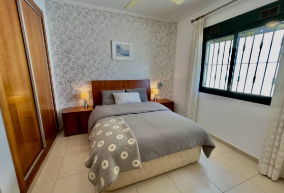 Venta - Chalet Independiente -
Ciudad Quesada - Rojales - La Fiesta