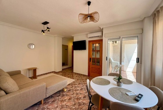 Wiederverkauf - Wohnung / Apartment -
Torrevieja - Playa del Cura