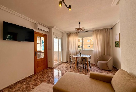 Wiederverkauf - Wohnung / Apartment -
Torrevieja - Playa del Cura