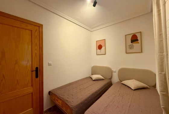 Wiederverkauf - Wohnung / Apartment -
Torrevieja - Playa del Cura