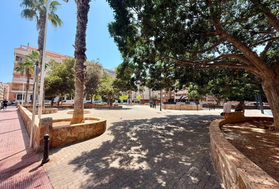 Wiederverkauf - Wohnung / Apartment -
Torrevieja - Playa del Cura