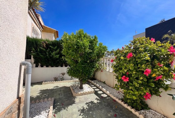 Resale - Semi Detached Villa -
Torrevieja - Torre la mata