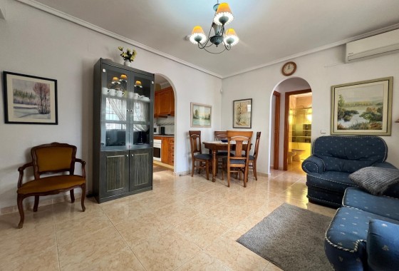 Resale - Semi Detached Villa -
Torrevieja - Torre la mata