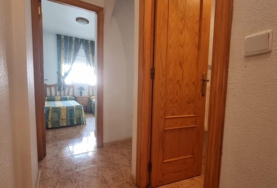 Sprzedaż - Apartament / Mieszkanie -
Torrevieja