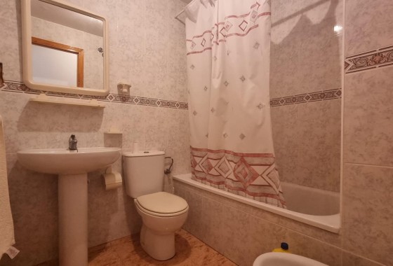 Sprzedaż - Apartament / Mieszkanie -
Torrevieja