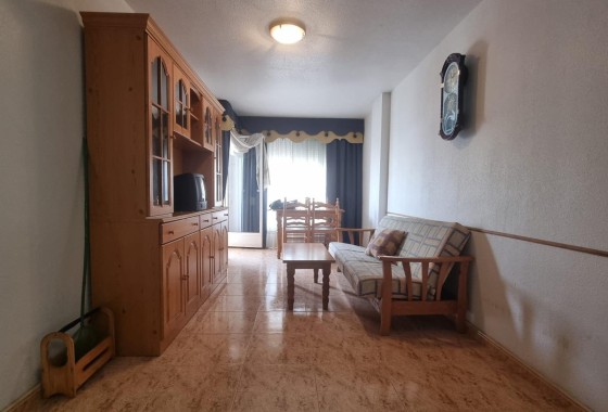 Sprzedaż - Apartament / Mieszkanie -
Torrevieja