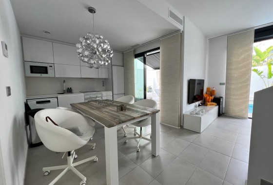 Wiederverkauf - Freistehende Villa -
Orihuela Costa - Villamartín-Las Filipinas