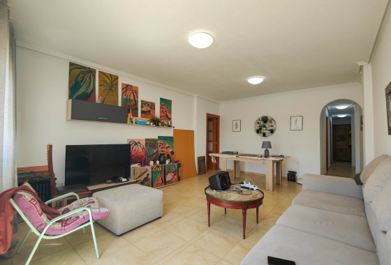 Long Term Rental - Apartment / Flat -
Torrevieja