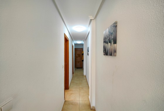 Long Term Rental - Apartment / Flat -
Torrevieja