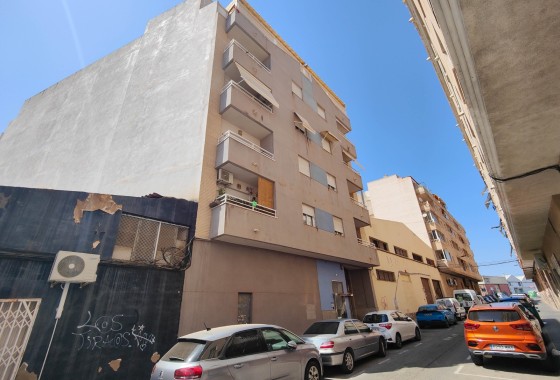 Long Term Rental - Apartment / Flat -
Torrevieja
