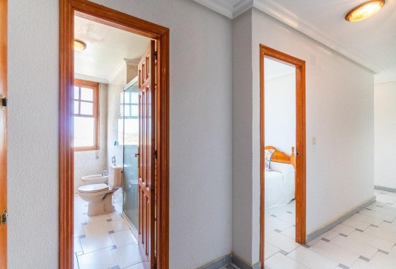 Resale - Apartment / Flat -
Torrevieja - La Mata