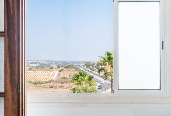 Resale - Apartment / Flat -
Torrevieja - La Mata