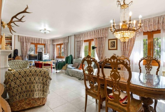Herverkoop - Vrijstaande Villa -
Torrevieja - Los Balcones