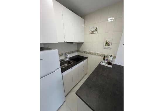 Herverkoop - Appartement / Flat -
Torrevieja - Cabo cervera