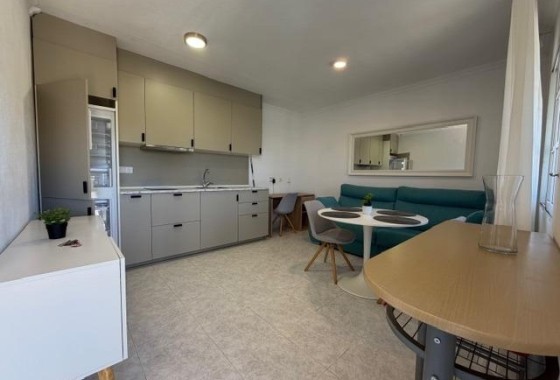 Herverkoop - Appartement / Flat -
Torrevieja - La Siesta