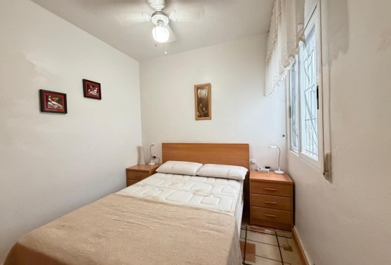 Herverkoop - Appartement / Flat -
Torrevieja - Playa del Cura