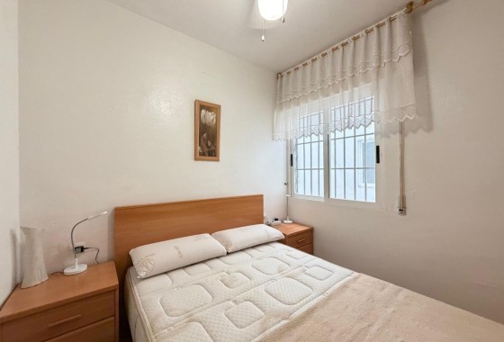 Herverkoop - Appartement / Flat -
Torrevieja - Playa del Cura