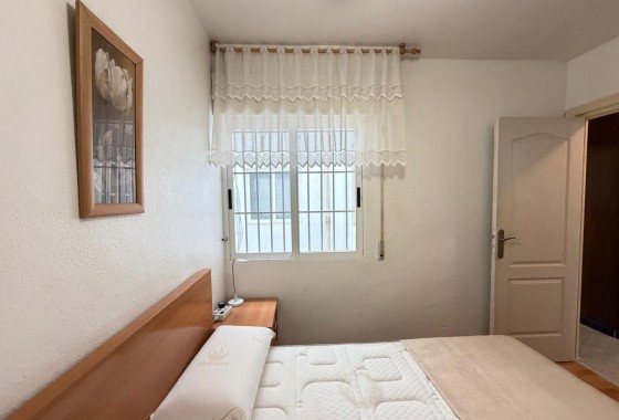 Herverkoop - Appartement / Flat -
Torrevieja - Playa del Cura