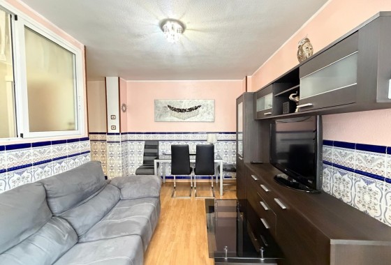 Herverkoop - Appartement / Flat -
Torrevieja - Playa del Cura