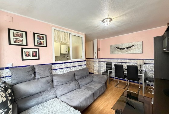 Herverkoop - Appartement / Flat -
Torrevieja - Playa del Cura