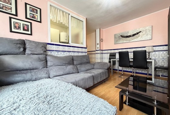 Herverkoop - Appartement / Flat -
Torrevieja - Playa del Cura