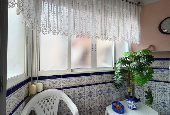 Herverkoop - Appartement / Flat -
Torrevieja - Playa del Cura