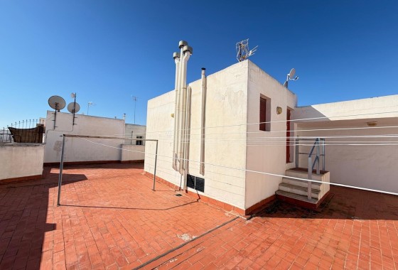 Herverkoop - Appartement / Flat -
Torrevieja - Playa del Cura