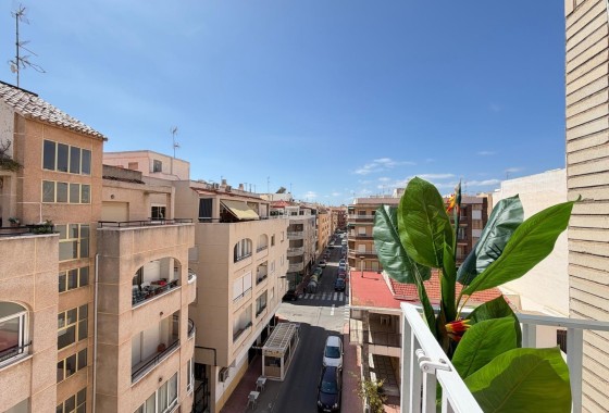 Revente - Appartement -
Torrevieja - Playa del Cura