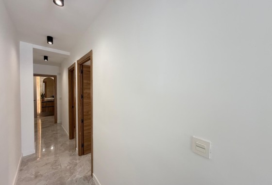 Revente - Appartement -
Torrevieja - Playa del Cura