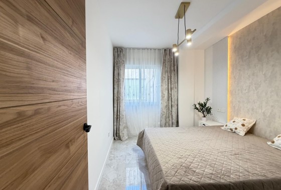 Revente - Appartement -
Torrevieja - Playa del Cura