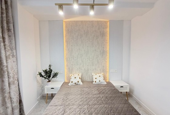 Revente - Appartement -
Torrevieja - Playa del Cura