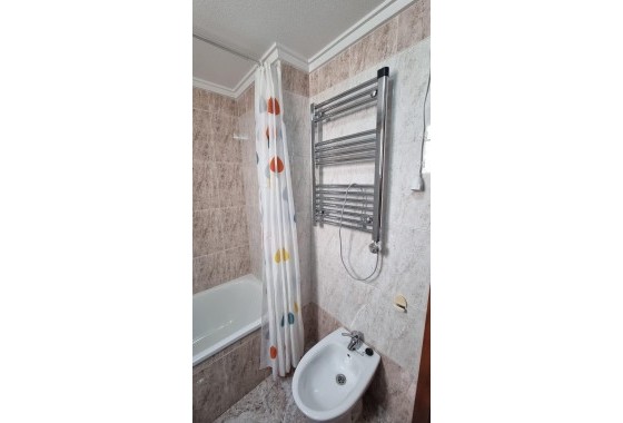 Wiederverkauf - Wohnung / Apartment -
Torrevieja - Acequion