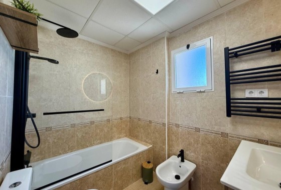 Herverkoop - Appartement / Flat -
Guardamar del Segura - PUERTO