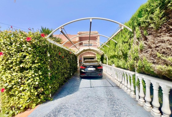 Herverkoop - Vrijstaande Villa -
Torrevieja - Los Balcones