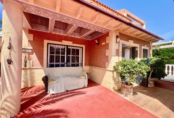 Herverkoop - Vrijstaande Villa -
Torrevieja - Los Balcones