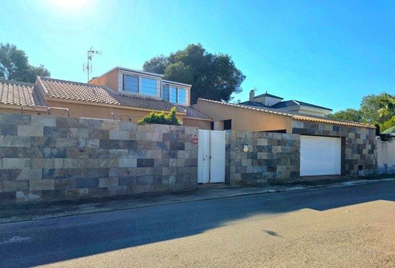 Resale - Townhouse -
Orihuela Costa - Altos de Campoamor