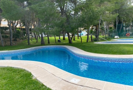 Venta - Apartamento / Piso -
Orihuela Costa - Campoamor