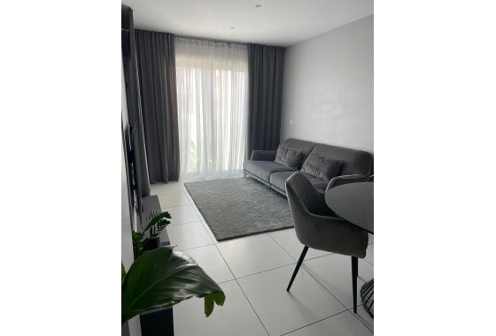 Herverkoop - Appartement / Flat -
Orihuela Costa - Las Filipinas