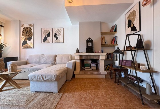 Resale - Townhouse -
Orihuela Costa - Los Dolses
