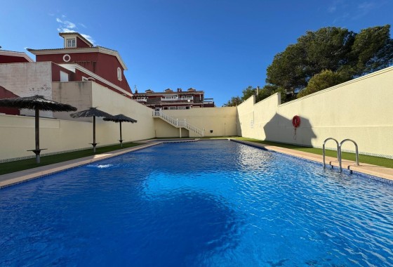 Resale - Townhouse -
Orihuela Costa - Los Dolses