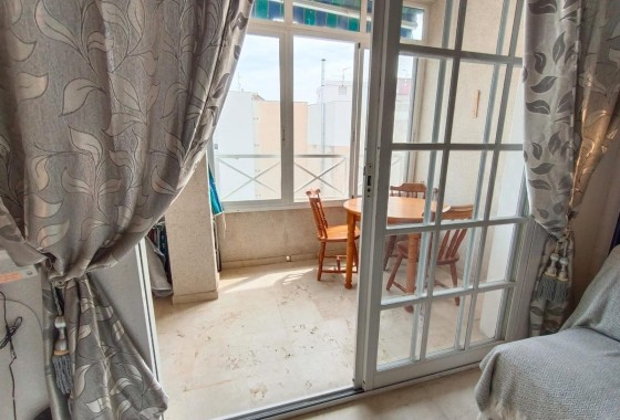 Herverkoop - Appartement / Flat -
Torrevieja - Playa de los Locos
