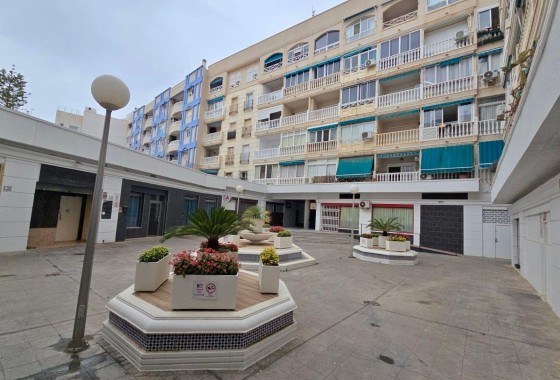 Herverkoop - Appartement / Flat -
Torrevieja - Playa de los Locos