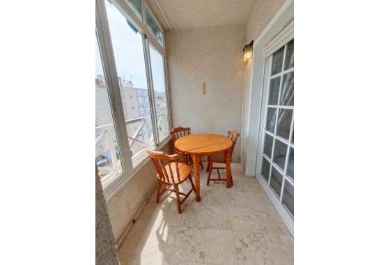 Herverkoop - Appartement / Flat -
Torrevieja - Playa de los Locos