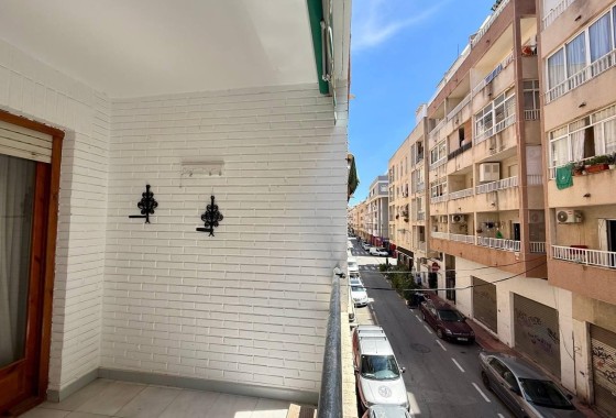 Wiederverkauf - Wohnung / Apartment -
Torrevieja - Playa del Cura