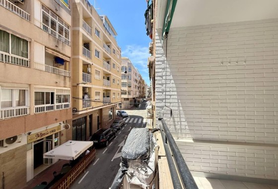 Wiederverkauf - Wohnung / Apartment -
Torrevieja - Playa del Cura