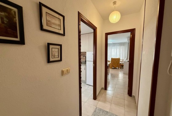 Wiederverkauf - Wohnung / Apartment -
Torrevieja - Playa del Cura