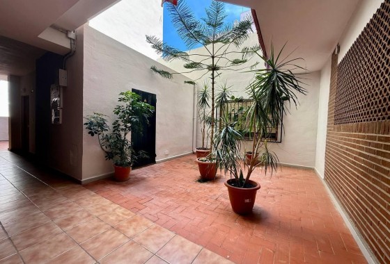 Wiederverkauf - Wohnung / Apartment -
Torrevieja - Playa del Cura